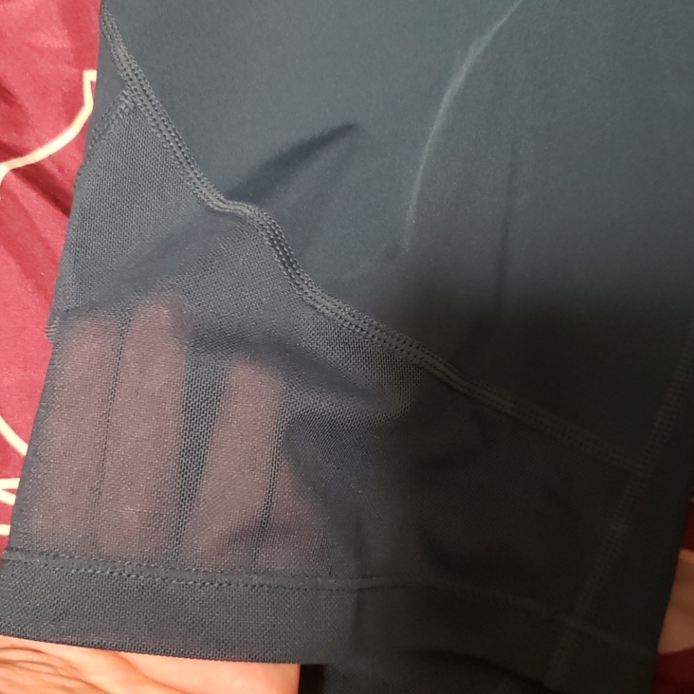 Nike shorts - Picture 3 of 6